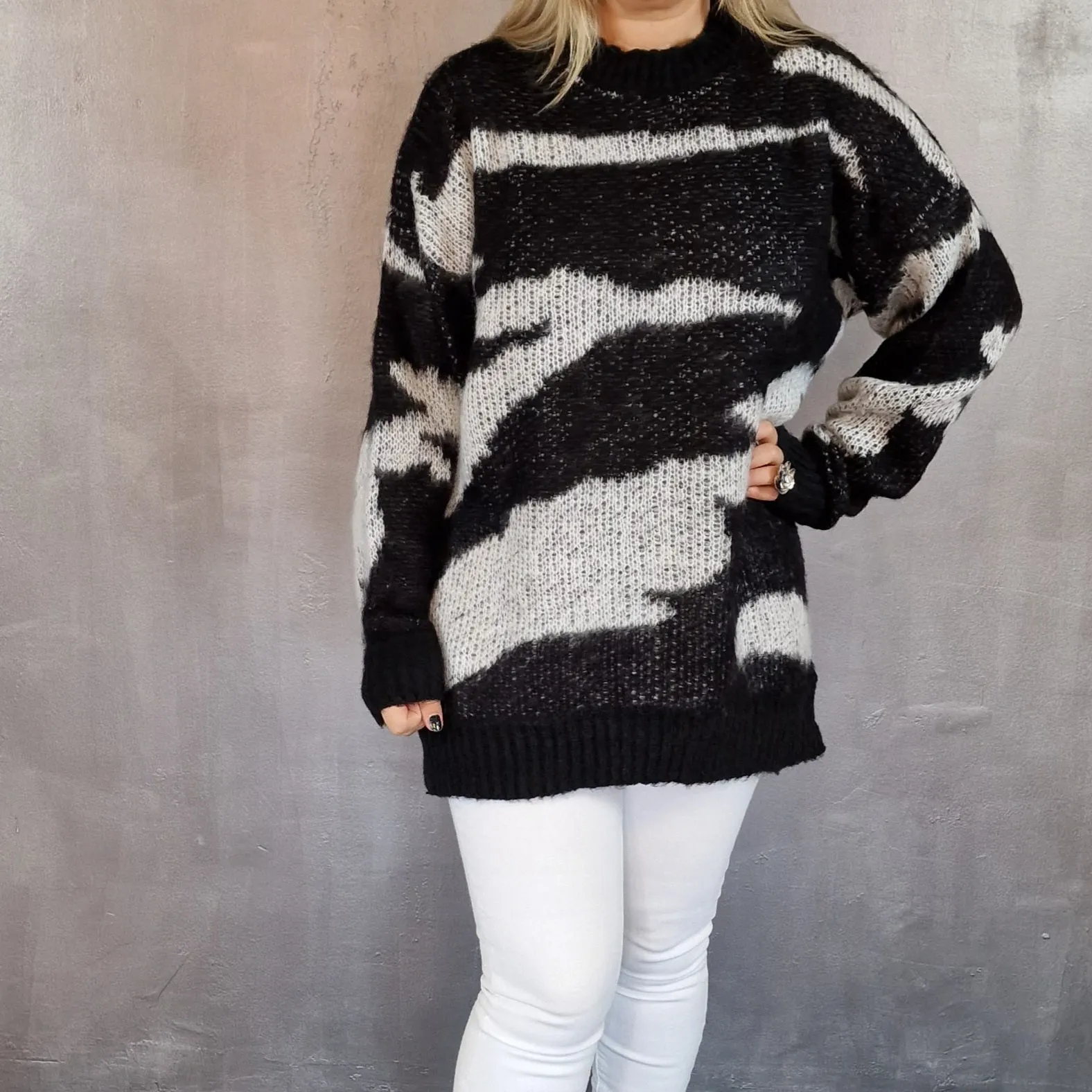 Casual Minimal Goth Oversize Fit Irregular Style Knitwear