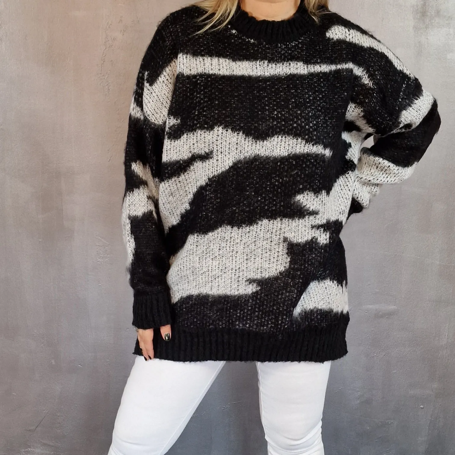 Casual Minimal Goth Oversize Fit Irregular Style Knitwear