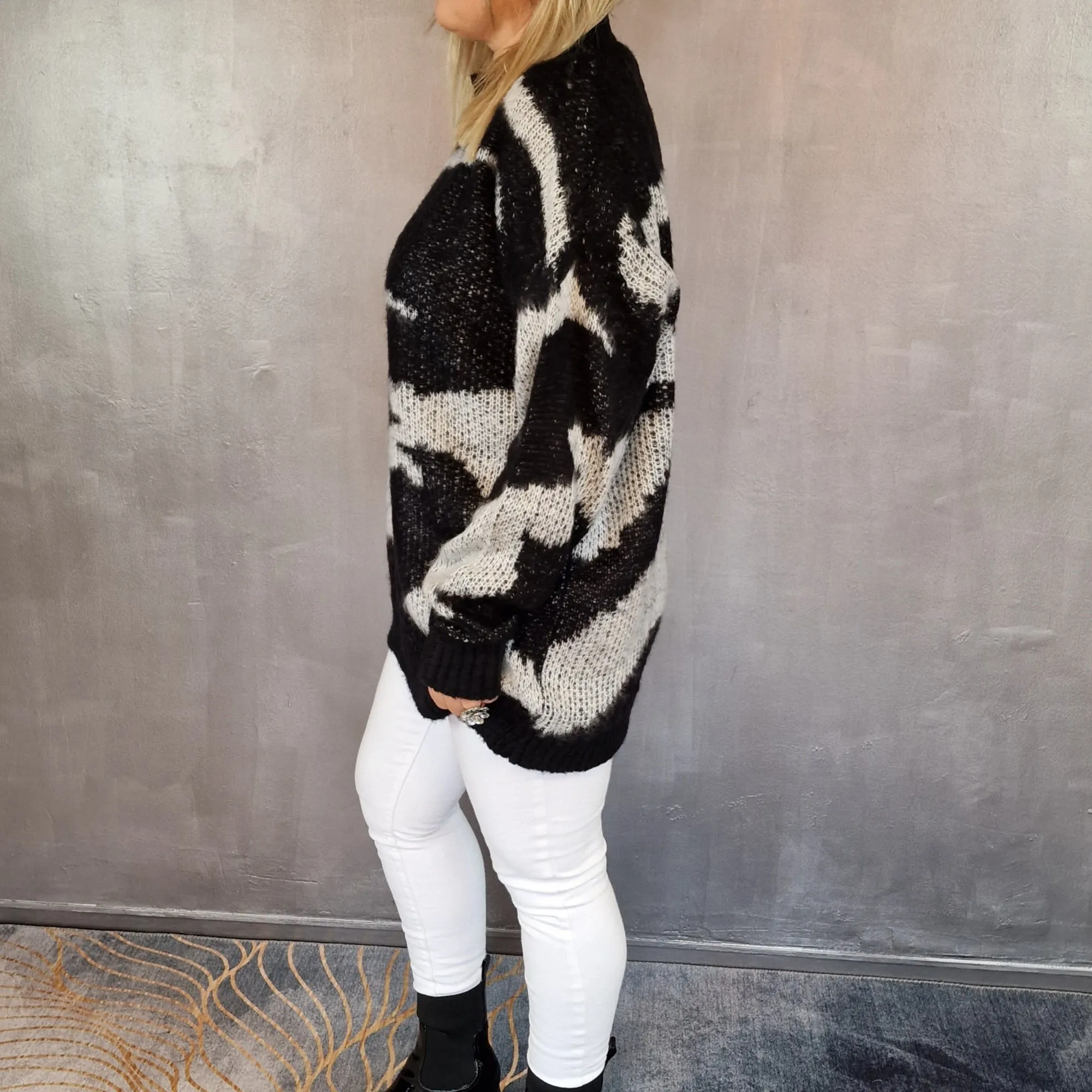 Casual Minimal Goth Oversize Fit Irregular Style Knitwear