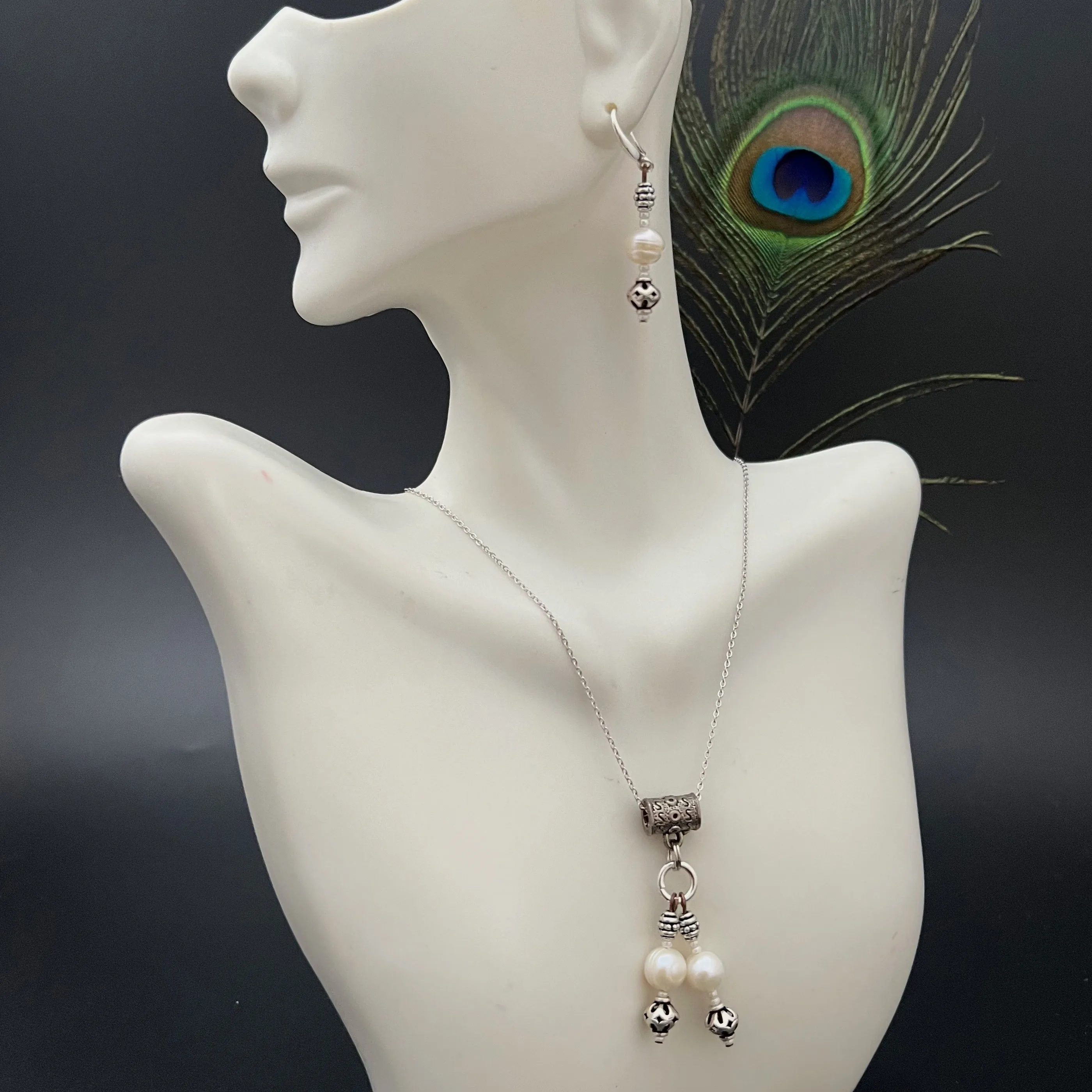 Small Pearl Set